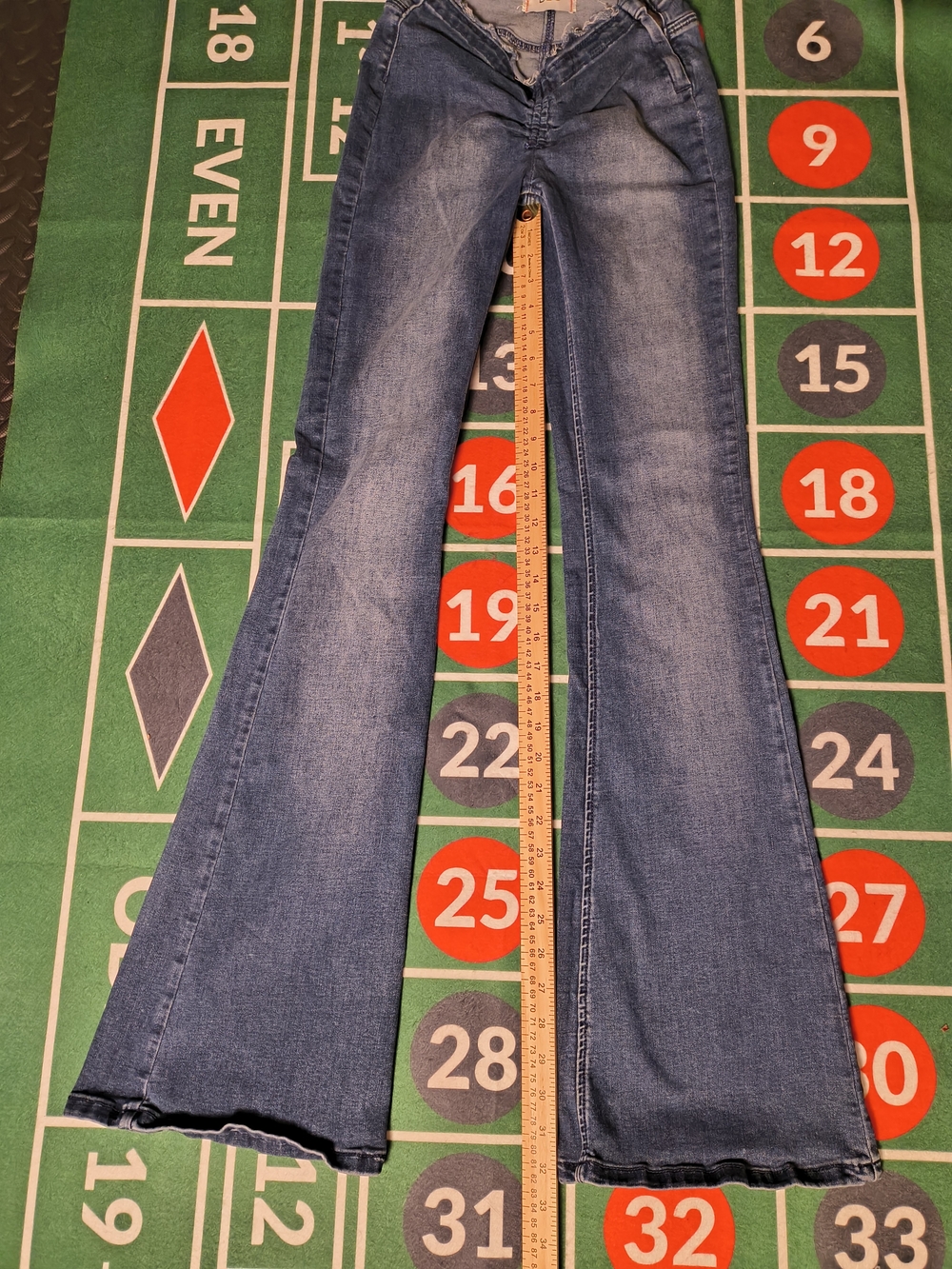 BDG Urban Outfitters 26 V Front High Rise Flare Jeans Medium Wash Y2K